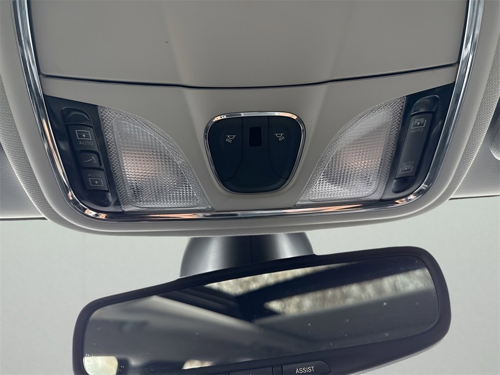 Used 2019 Jeep Cherokee Trailhawk w/ Comfort/Convenience Group image 31