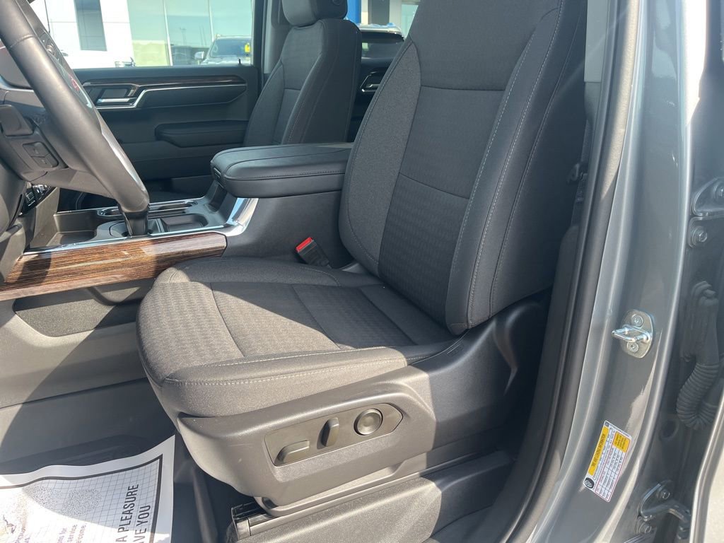 Used 2023 GMC Sierra 1500 Elevation w/ Preferred Package image 10