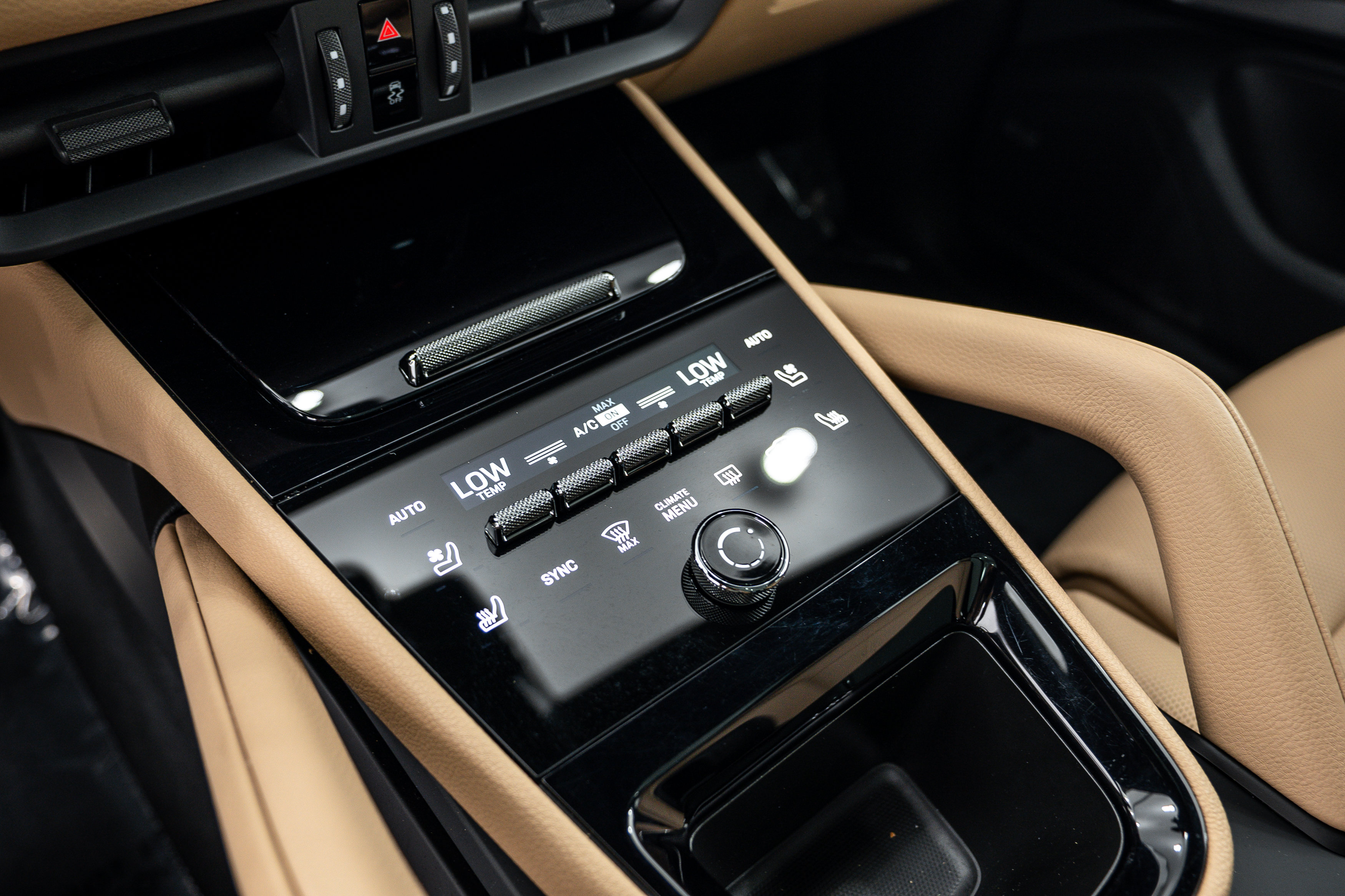 Certified 2026 Porsche Cayenne AWD/4WD image 22