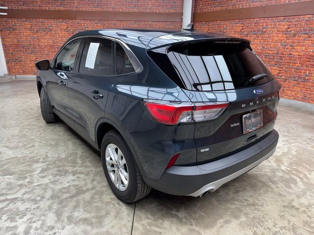 Certified 2022 Ford Escape SE w/ Convenience Package image 3