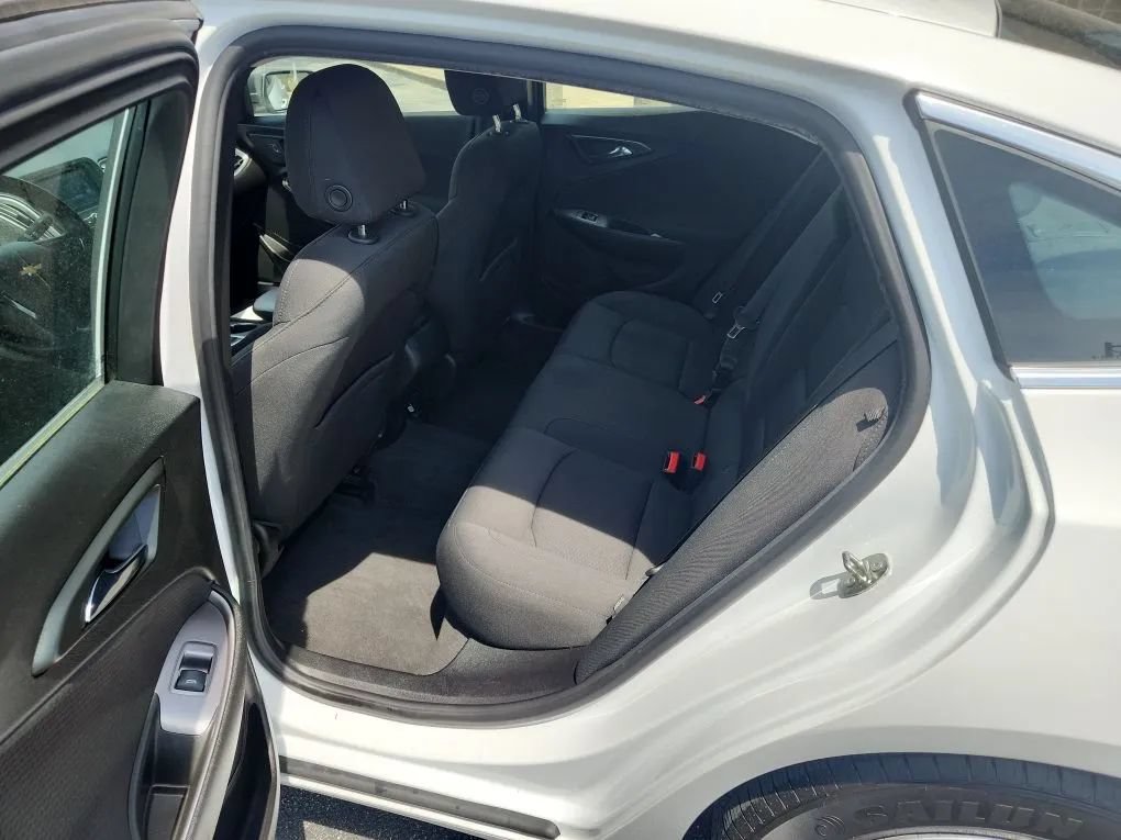 Used 2018 Chevrolet Malibu LS FWD image 7