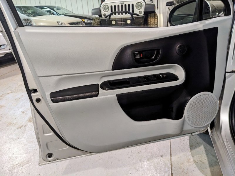 Used 2012 Toyota Prius C One image 11