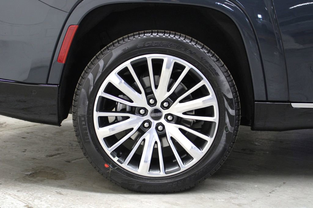 New 2025 Jeep Wagoneer L Series II image 45