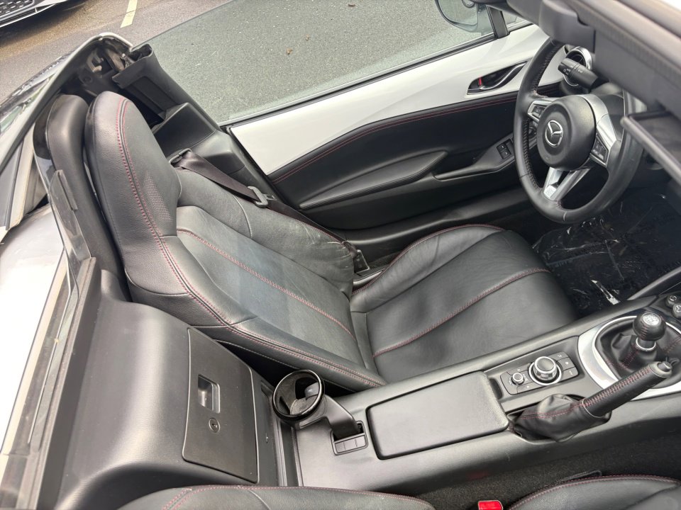 Used 2017 MAZDA MX-5 Miata RF Grand Touring RWD image 32