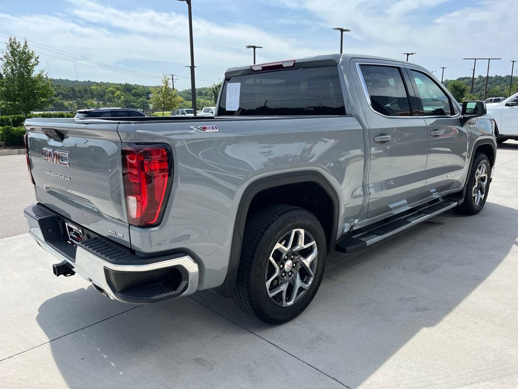 Used 2024 GMC Sierra 1500 SLE w/ X31 Off-Road Package AWD/4WD image 20