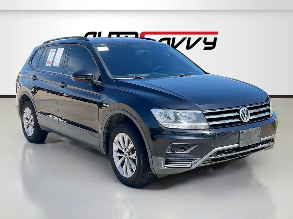 Used 2018 Volkswagen Tiguan S image 2