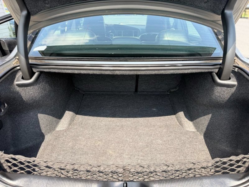Used 2012 Dodge Charger SXT Plus RWD image 7