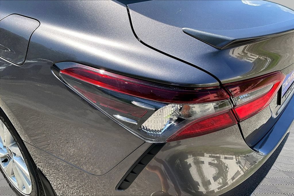 Used 2024 Toyota Camry SE FWD image 23
