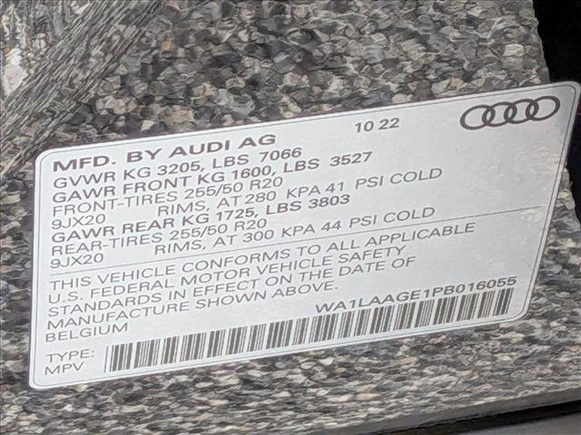 Certified 2023 Audi e-tron Premium Plus w/ Premium Plus Package AWD/4WD image 26