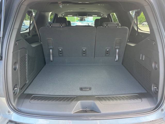 New 2026 Chevrolet Suburban LS RWD image 6