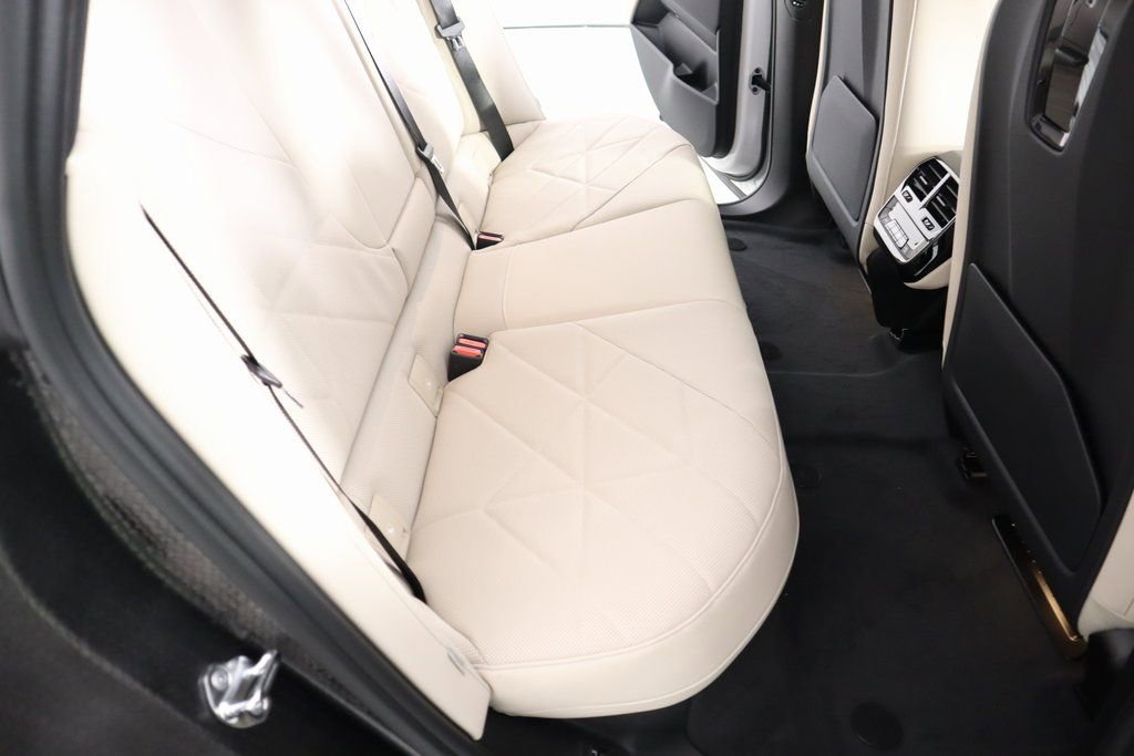 New 2025 BMW iX xDrive50 w/ Premium Package image 14