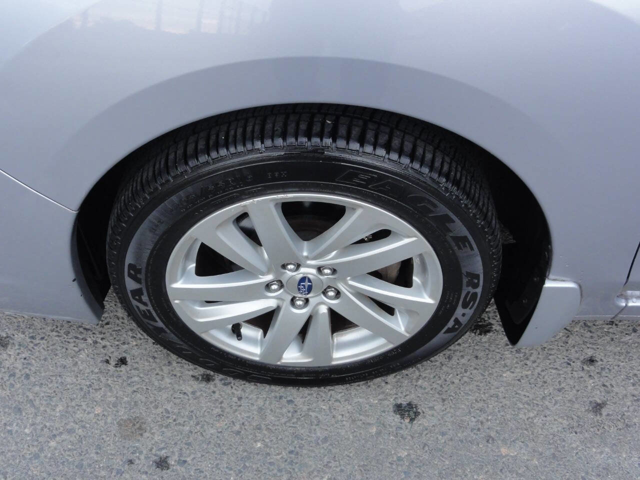 Used 2015 Subaru Impreza 2.0i Premium AWD/4WD image 27