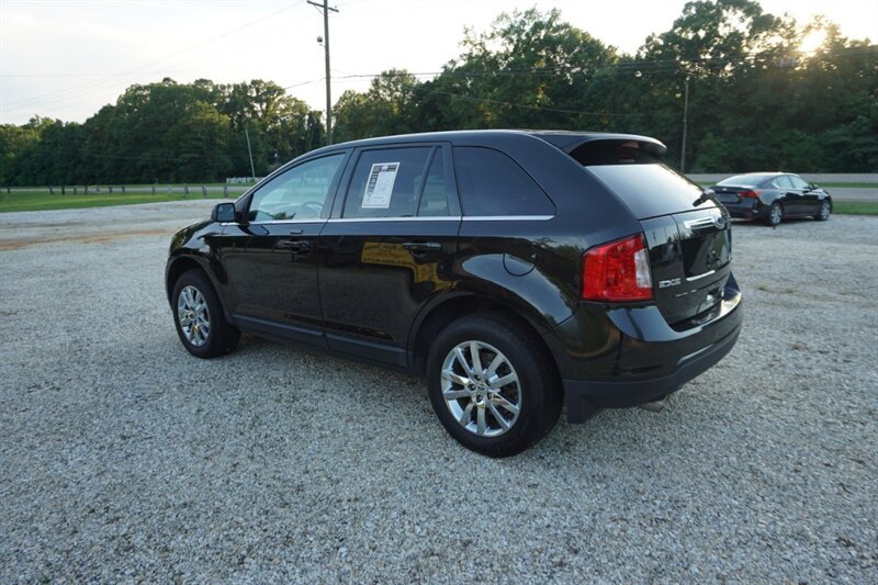 Used 2012 Ford Edge Limited w/ Driver Entry Pkg FWD image 11