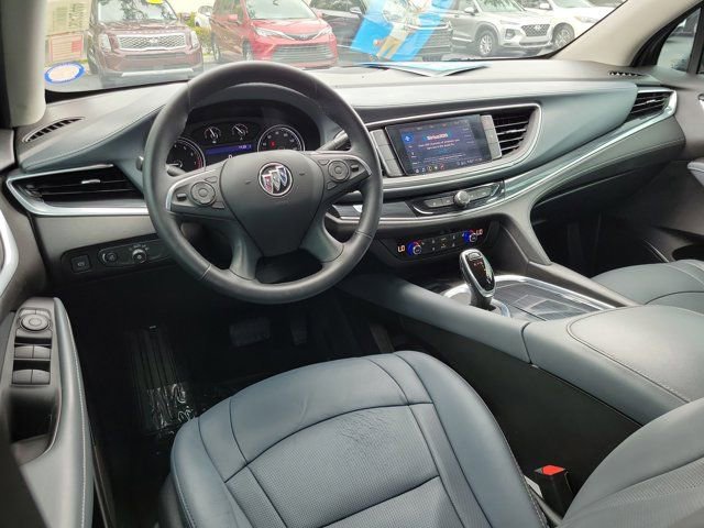 Used 2020 Buick Enclave Essence FWD image 11