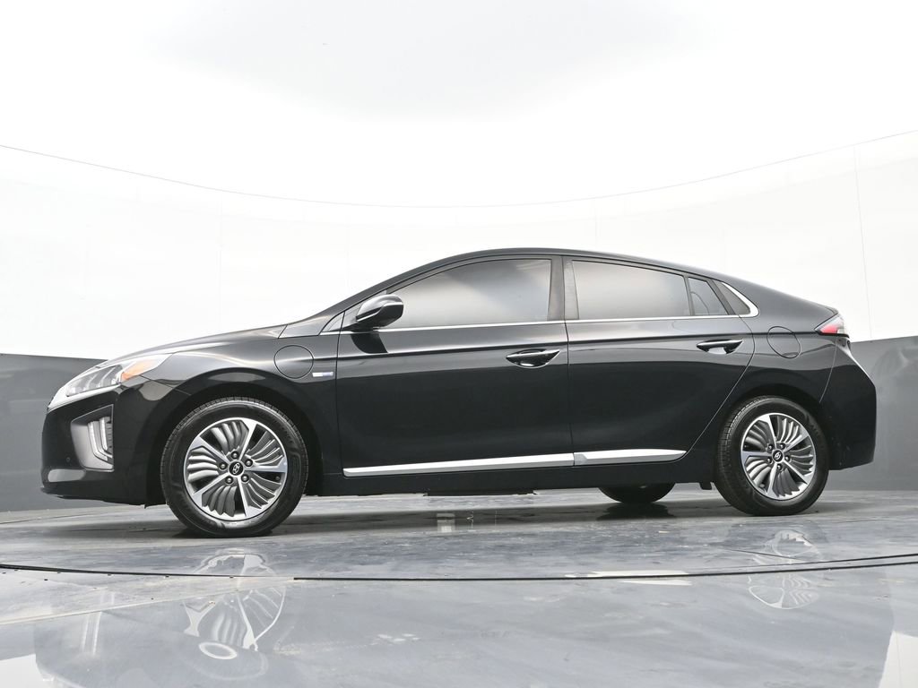 Used 2020 Hyundai Ioniq Limited image 41