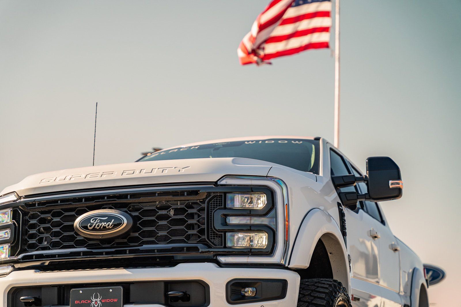 New 2026 Ford F250 Lariat w/ Black Appearance Package image 7