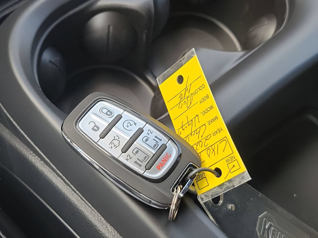 New 2026 Chrysler Voyager LX FWD image 38