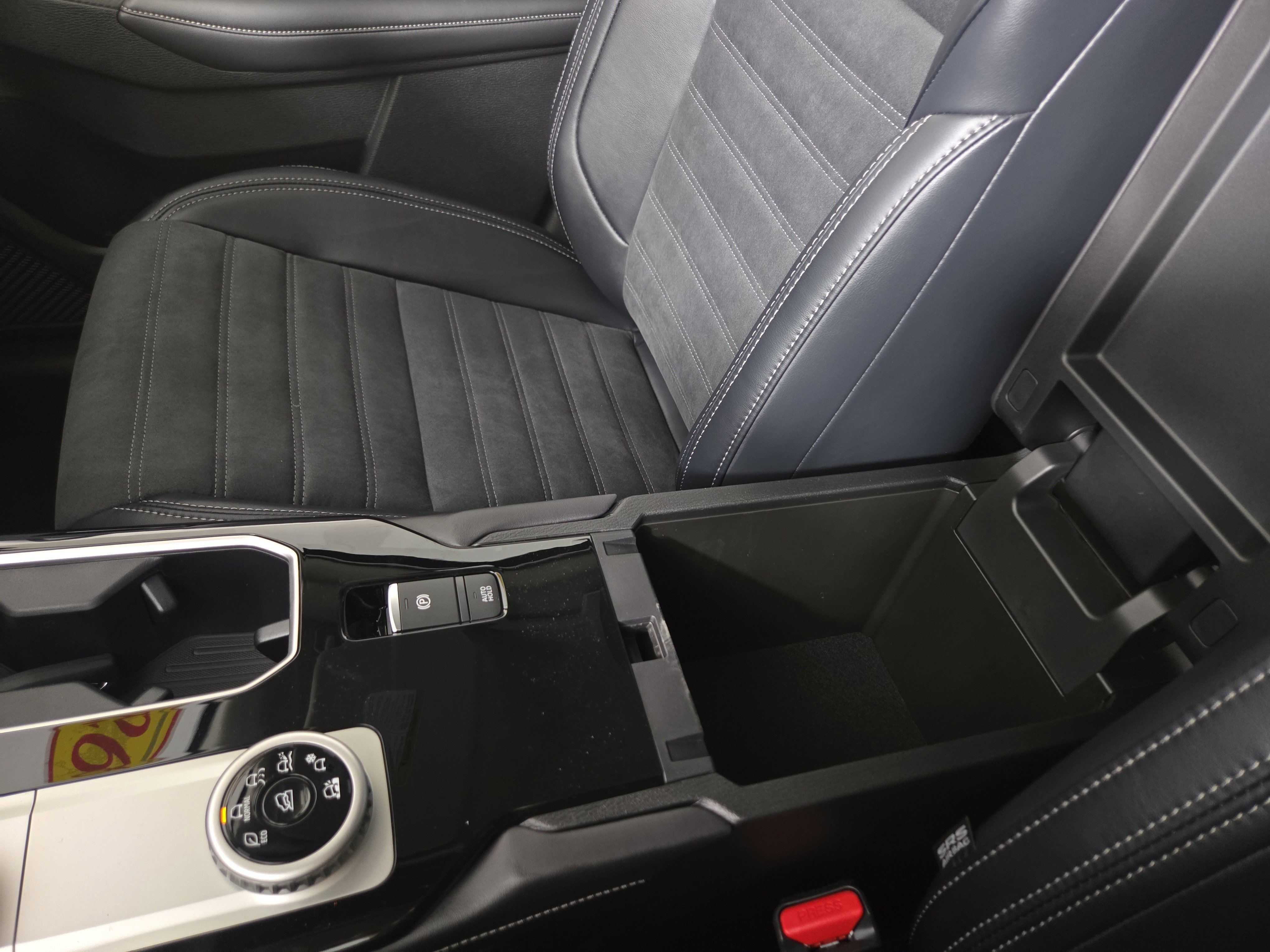 New 2026 Mitsubishi Outlander SE AWD/4WD image 29
