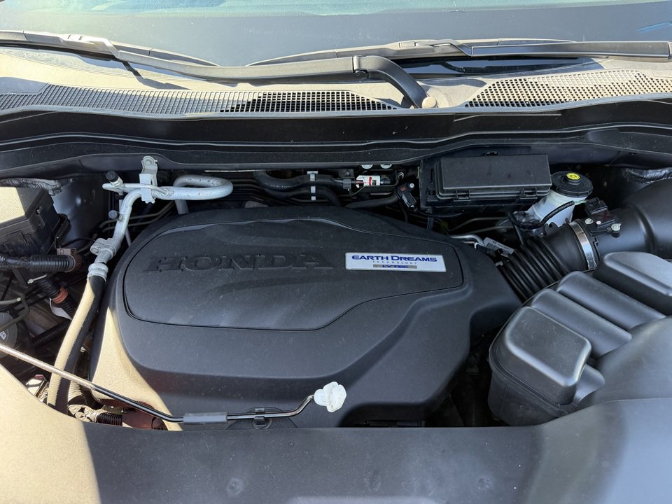 Used 2019 Honda Pilot Touring image 9