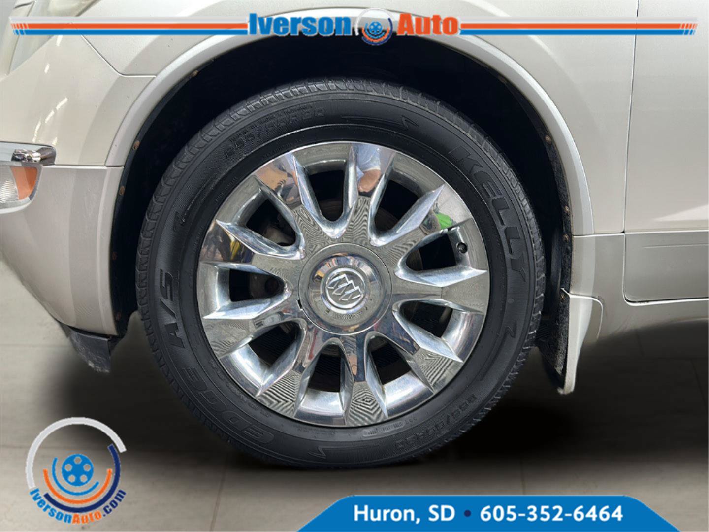Used 2011 Buick Enclave CXL w/ Trailering Provision Package AWD/4WD image 6