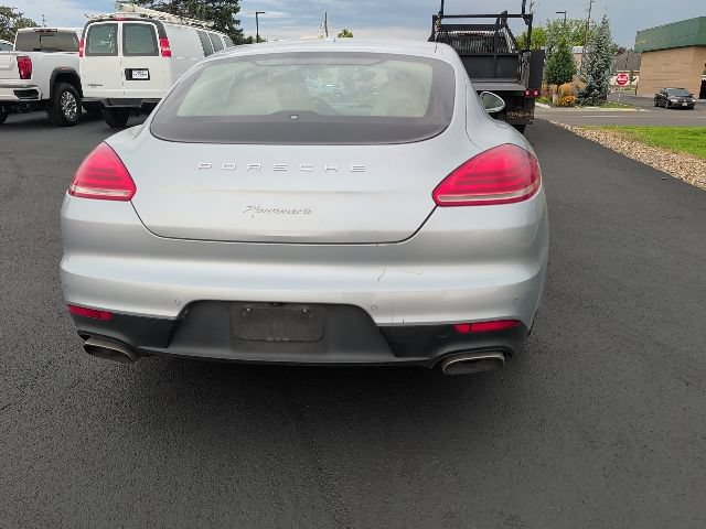 Used 2014 Porsche Panamera RWD image 17