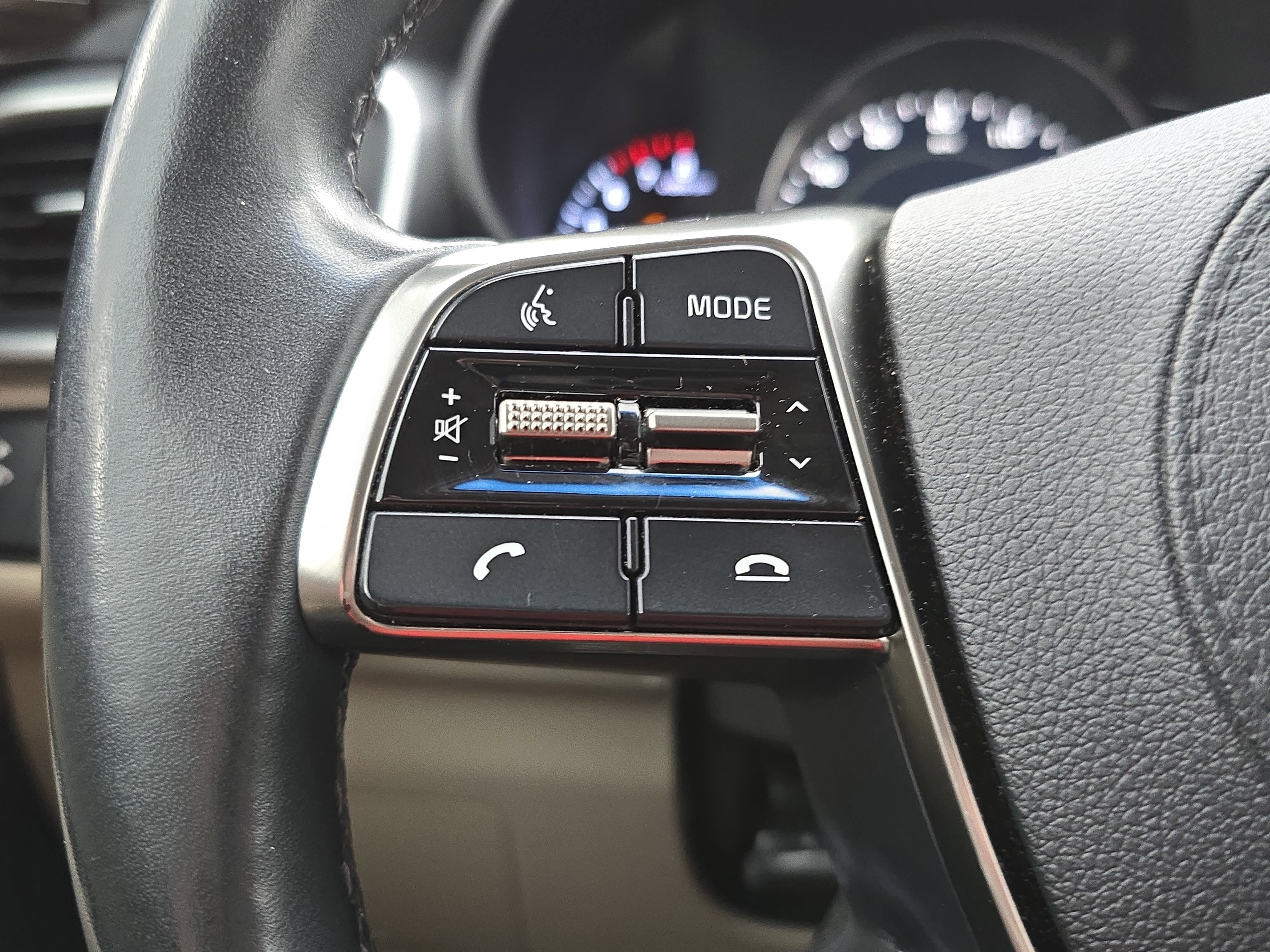 Used 2019 Kia Sorento EX w/ EX Touring Package FWD image 18