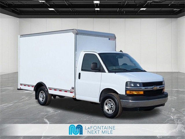 Used 2022 Chevrolet Express 3500 w/ Power Convenience Package image 7