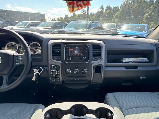 Used 2017 RAM 1500 Express AWD/4WD image 11