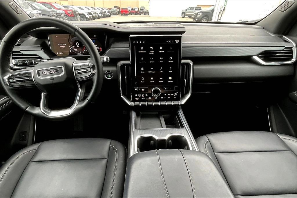 Used 2024 GMC Acadia Elevation image 18