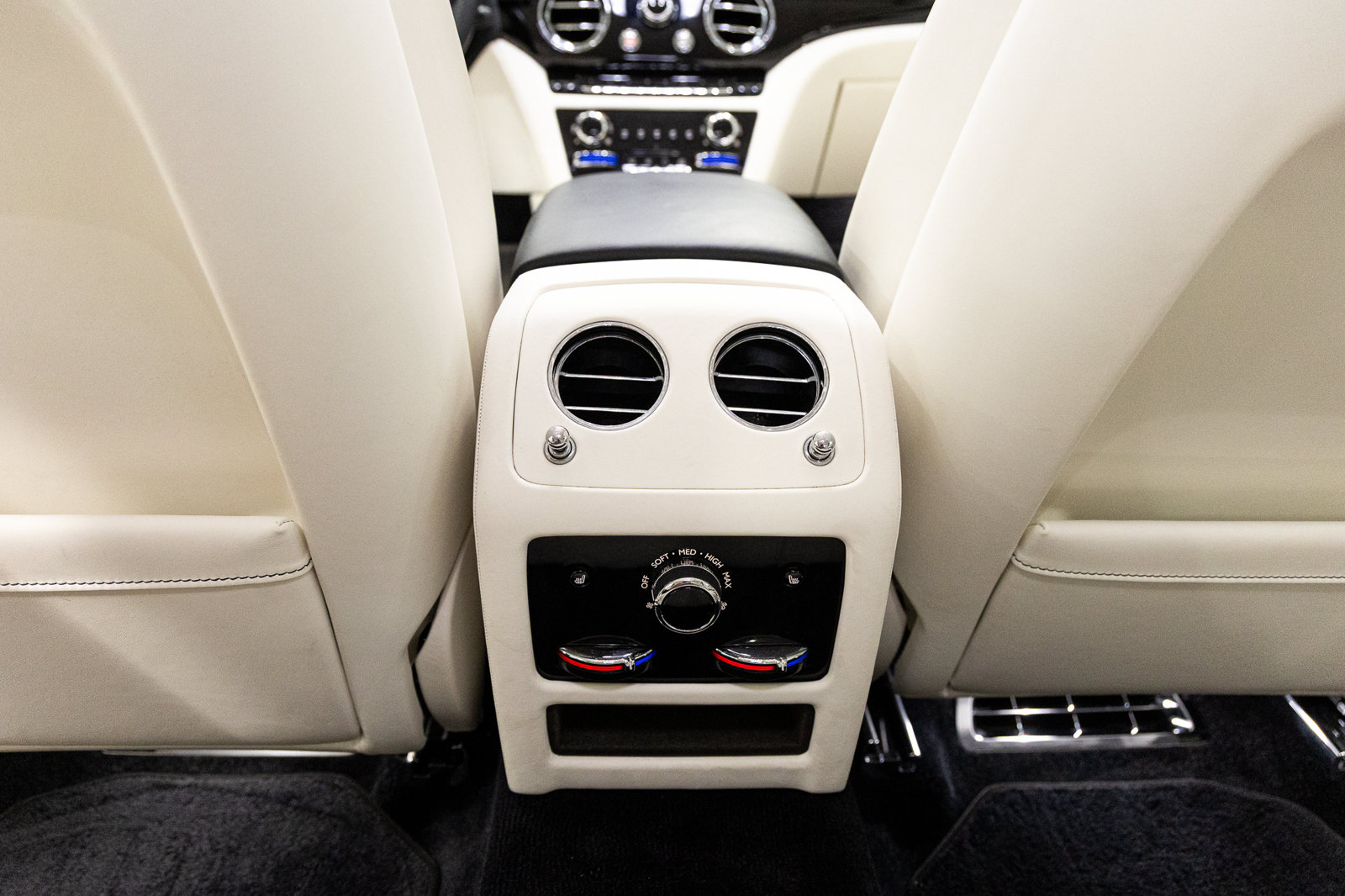 Certified 2023 Rolls-Royce Ghost AWD/4WD image 55
