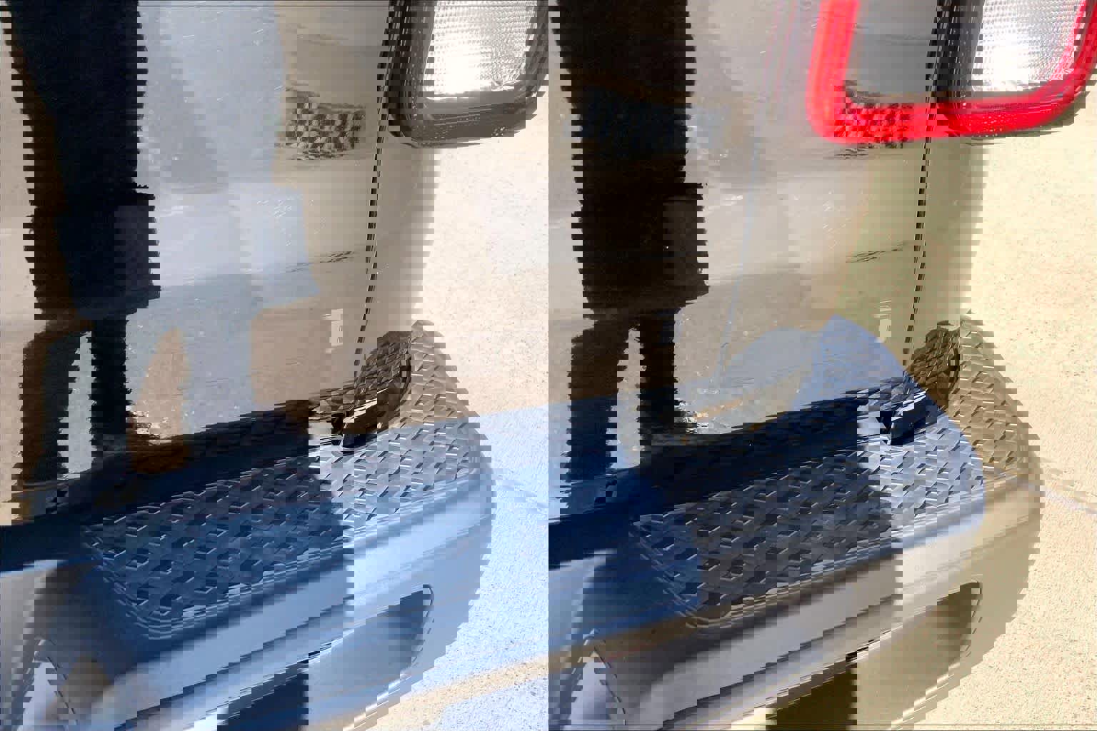 Used 2020 Jeep Gladiator Sport w/ Quick Order Package 24S image 9