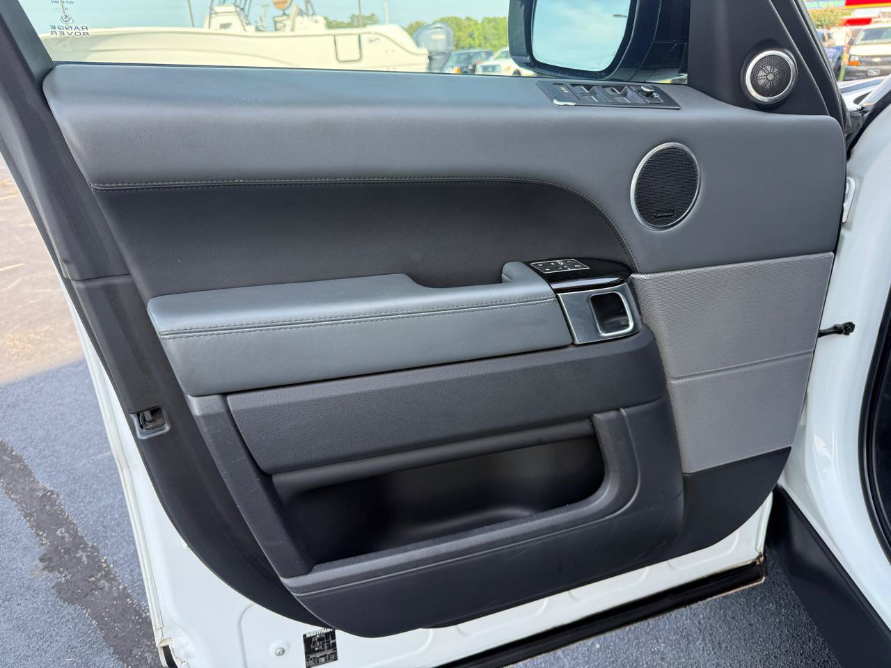 Used 2015 Land Rover Range Rover Sport Autobiography AWD/4WD image 8