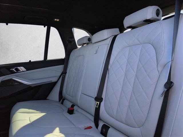 New 2026 BMW X5 M60i image 16