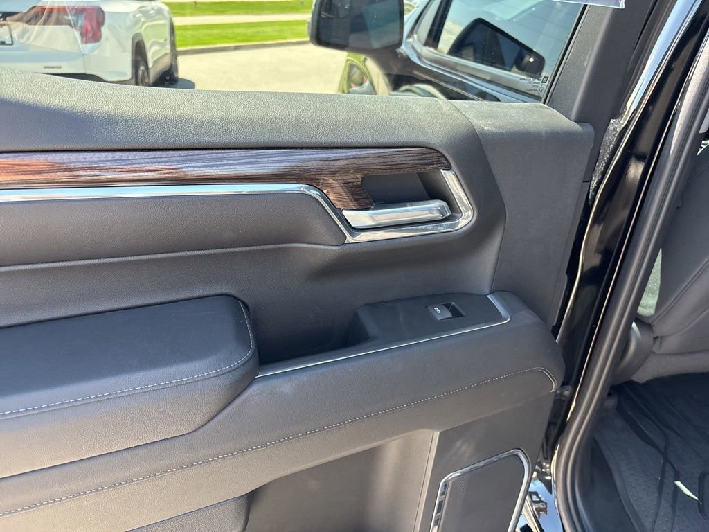 Certified 2023 Chevrolet Silverado 1500 RST AWD/4WD image 12