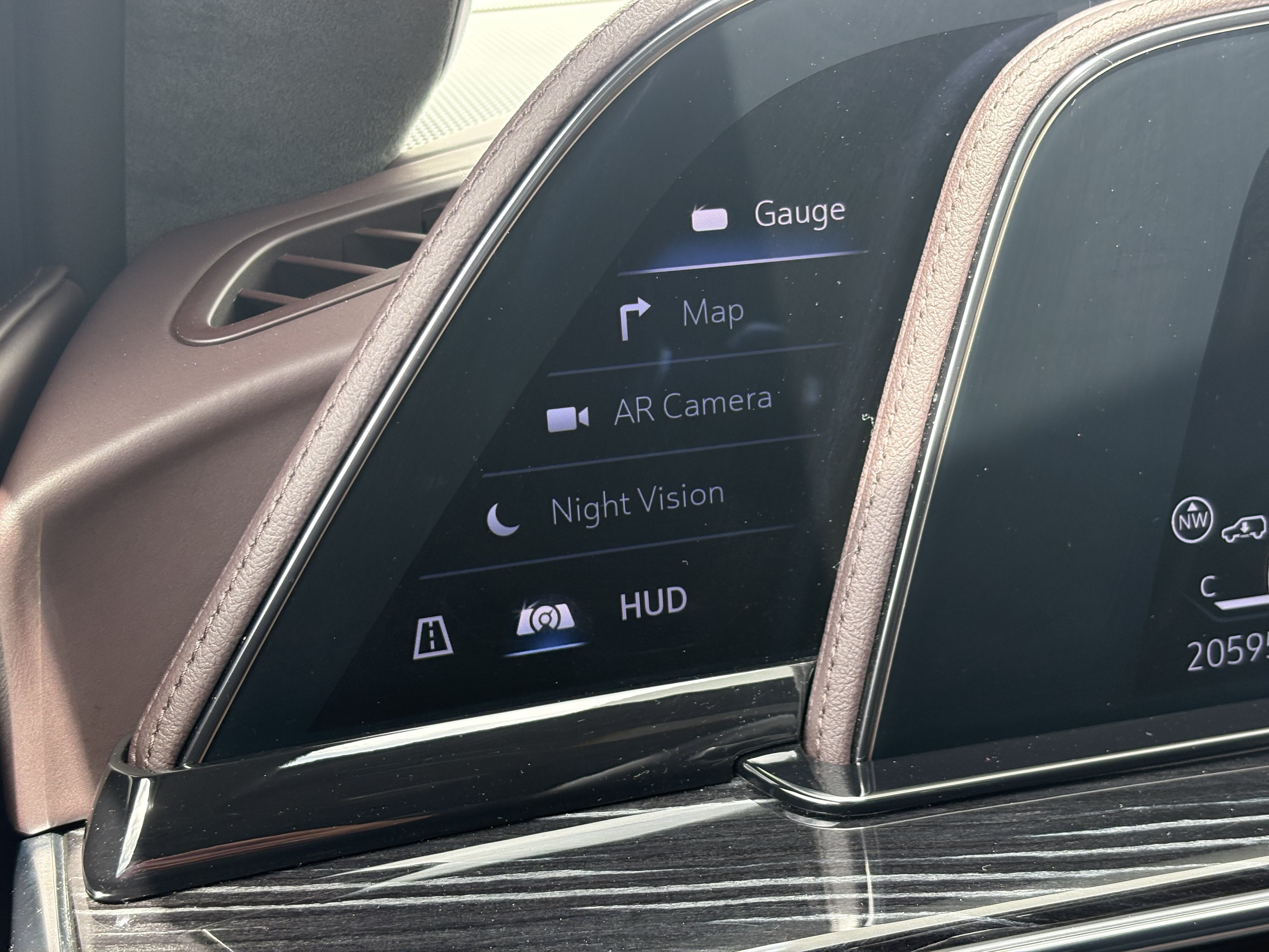 Certified 2023 Cadillac Escalade ESV V AWD/4WD image 24