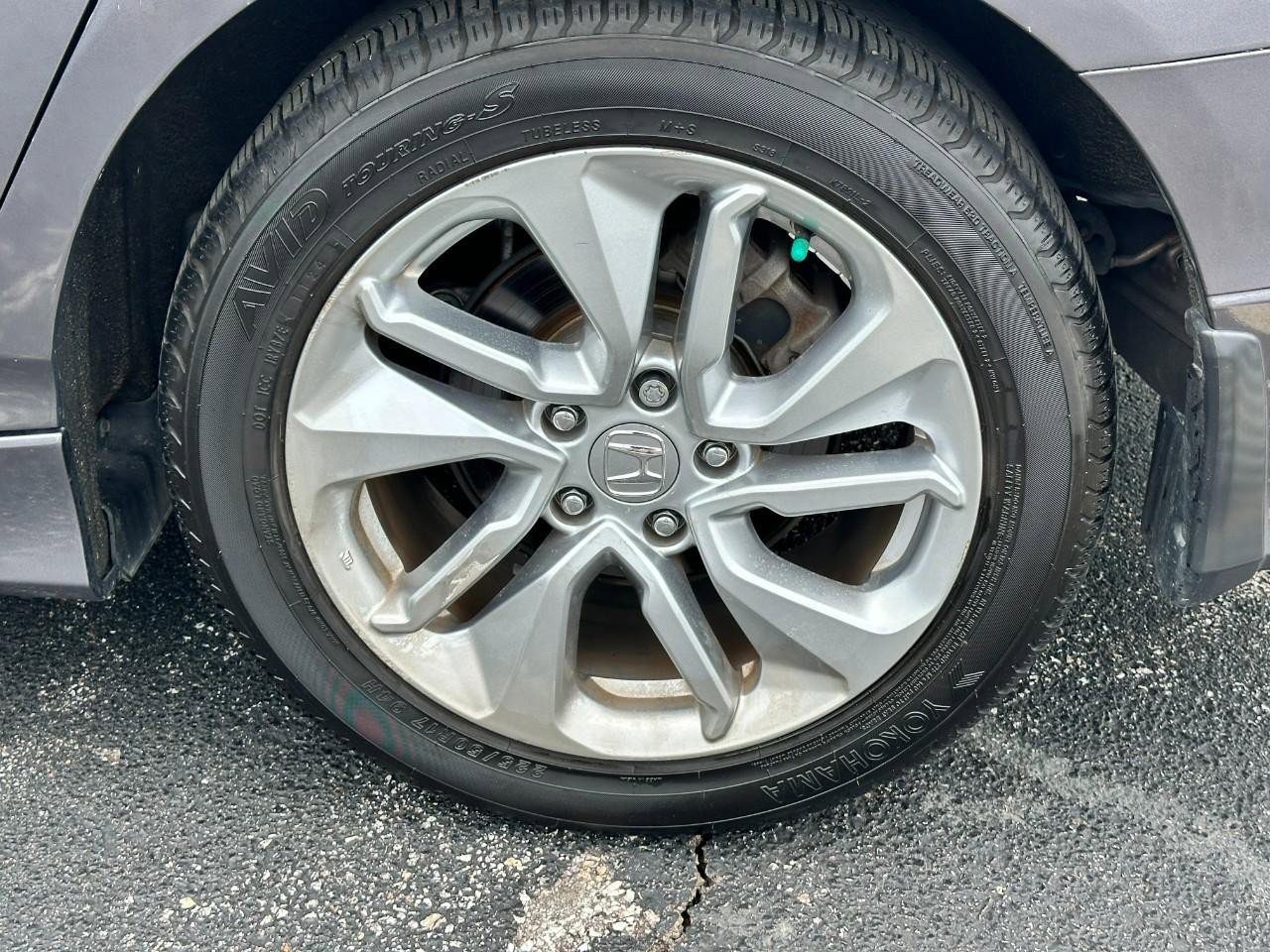 Certified 2019 Honda Accord LX image 7