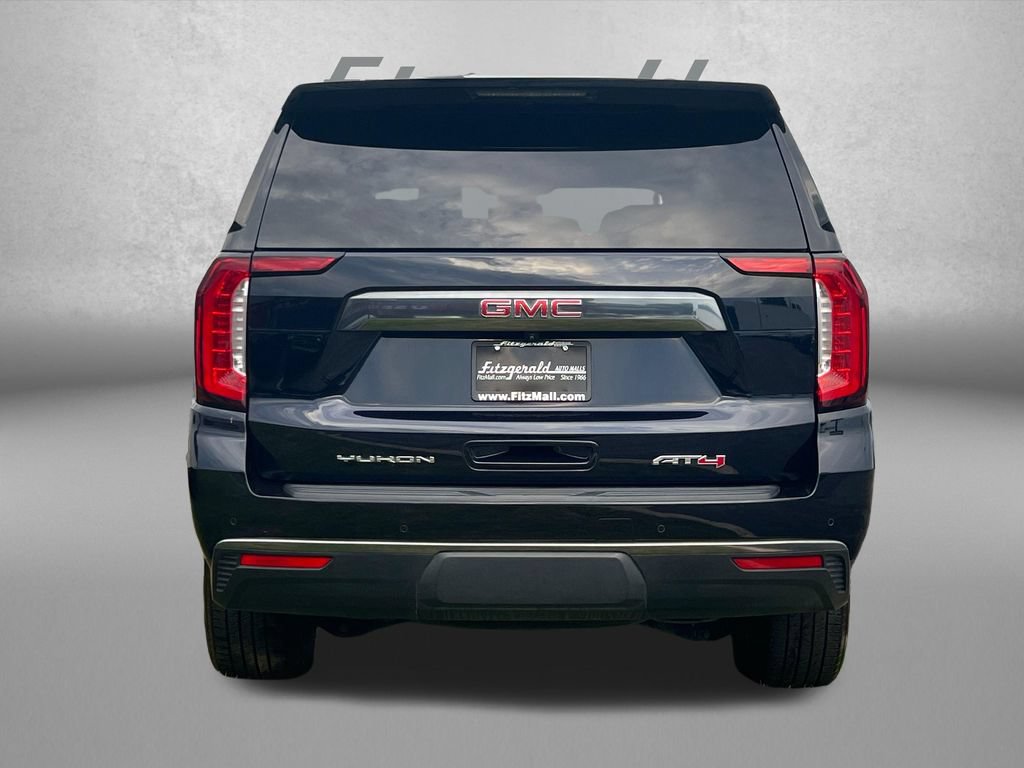 Used 2023 GMC Yukon AT4 w/ AT4 Premium Package AWD/4WD image 7