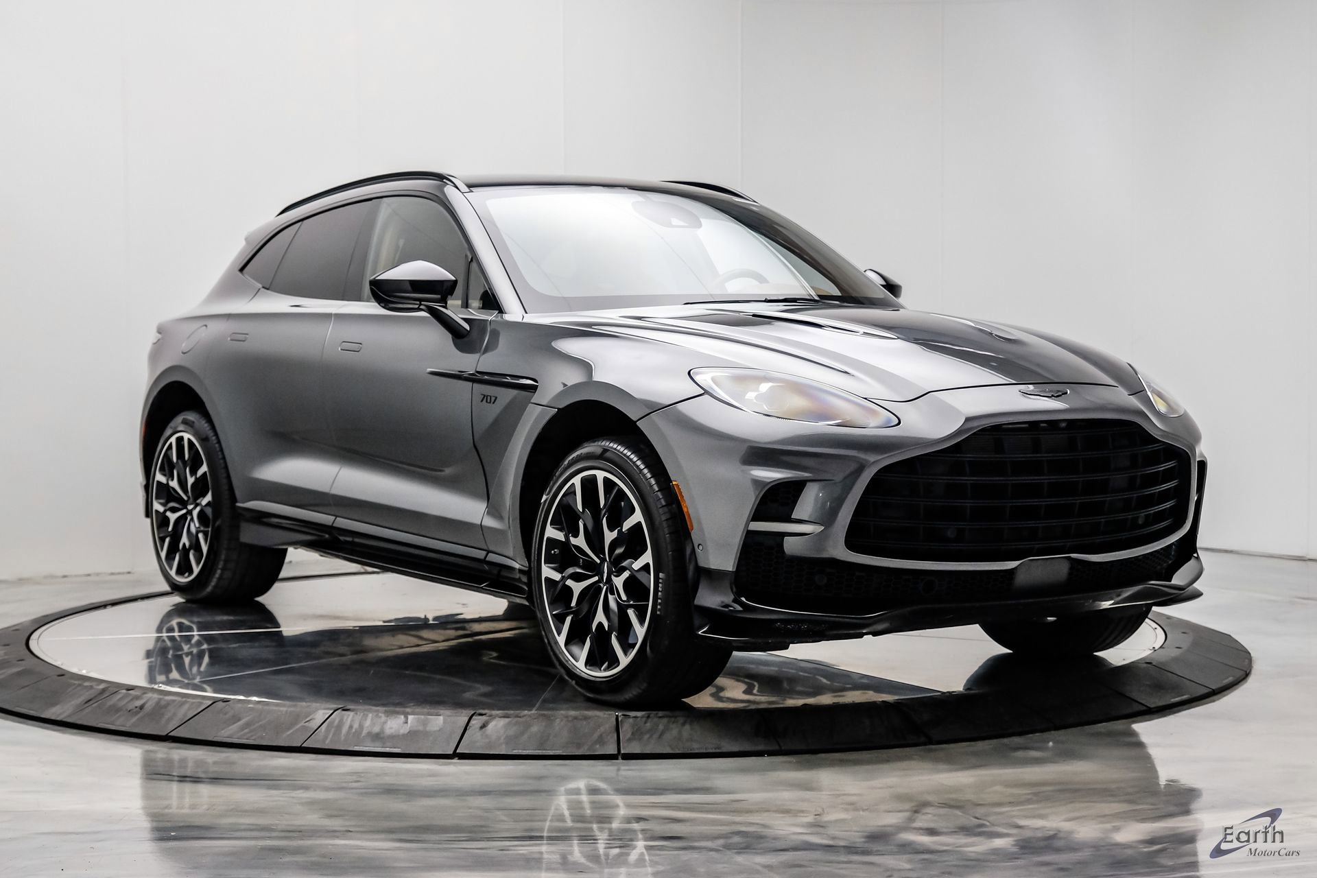 Used 2023 Aston Martin DBX 707 image 23