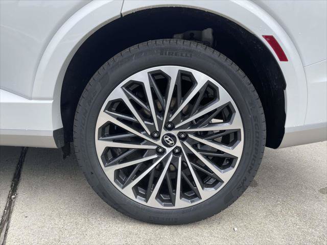 New 2026 Hyundai Palisade Calligraphy FWD image 4