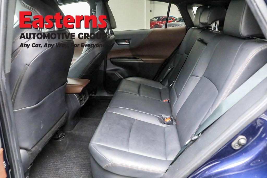 Used 2023 Toyota Venza XLE image 20