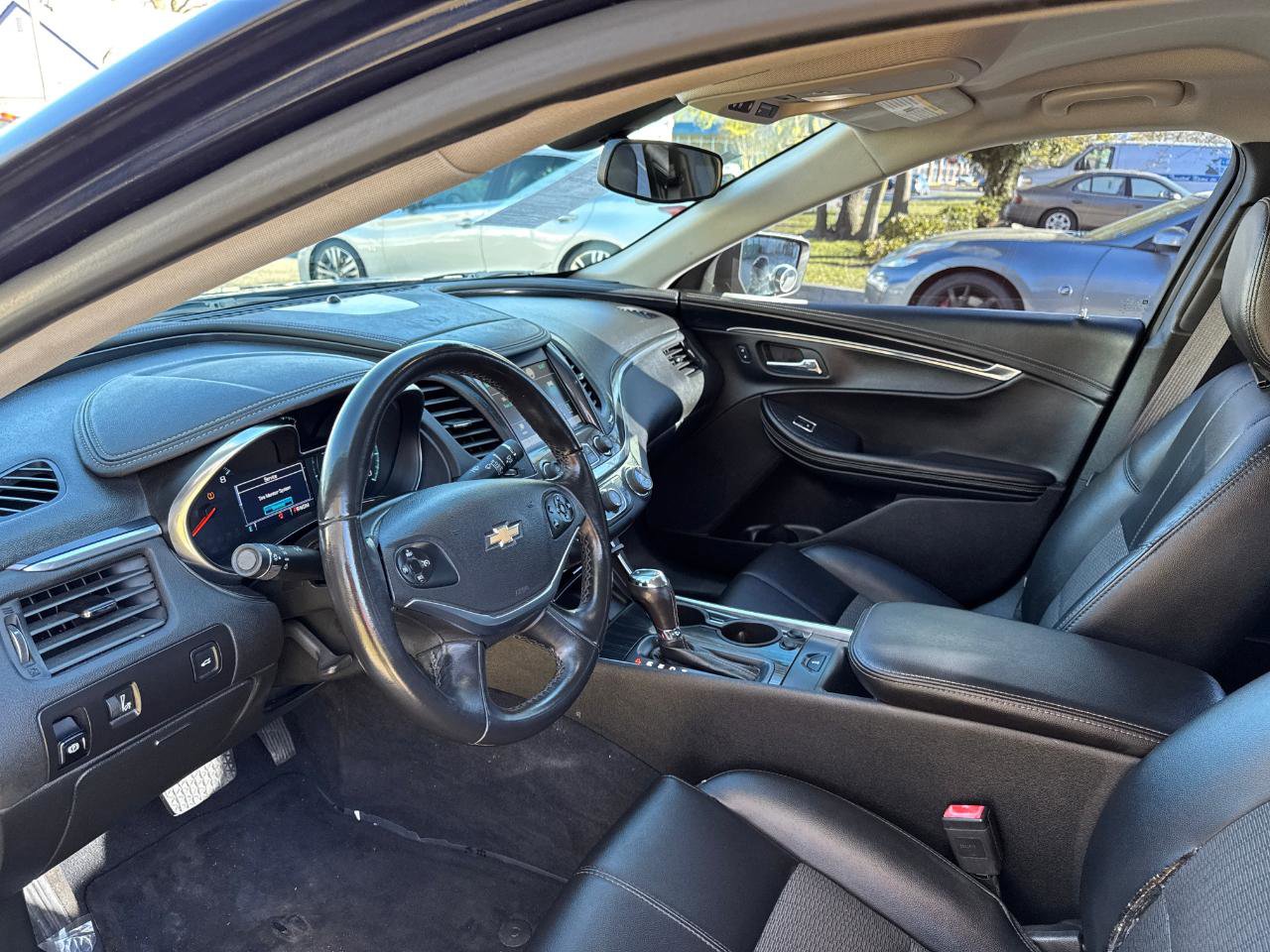 Used 2017 Chevrolet Impala LT image 16