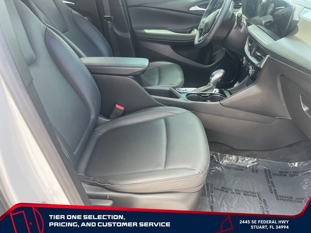 Used 2024 Buick Encore GX Sport Touring w/ Advanced Technology Package FWD image 18