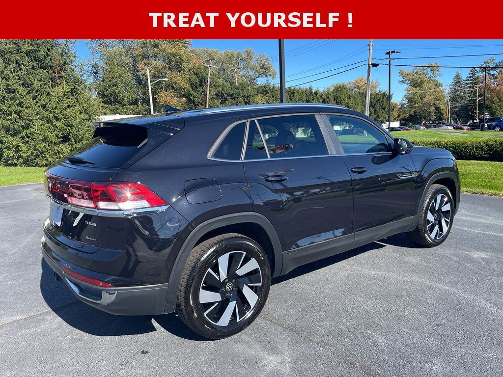 Used 2025 Volkswagen Atlas Cross Sport SE image 8