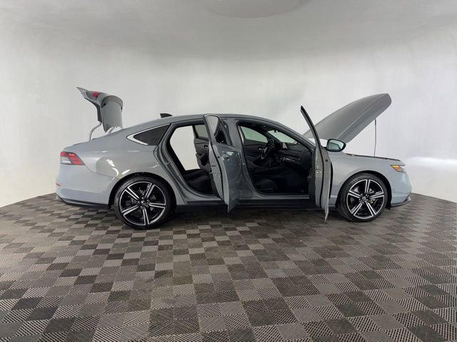 Certified 2025 Honda Accord Sport image 19
