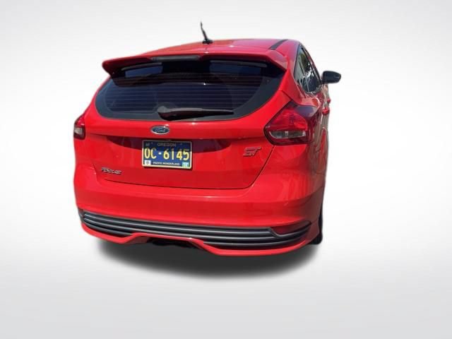 Used 2017 Ford Focus ST FWD image 2