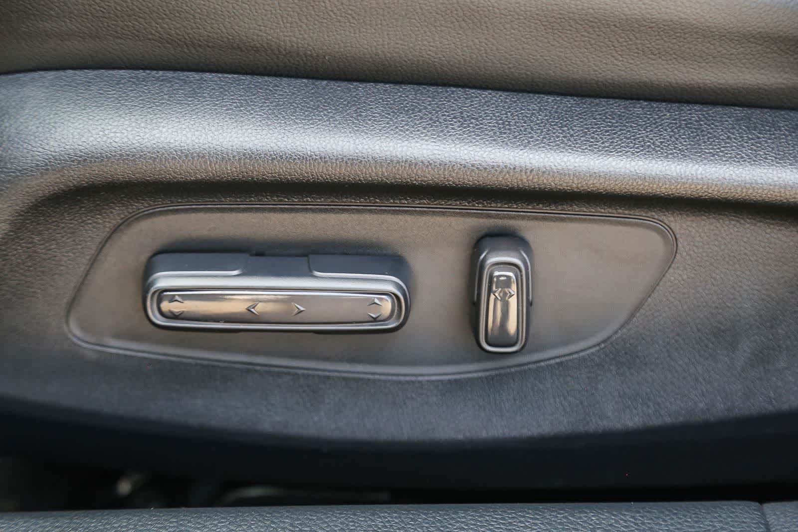 Used 2022 Honda Civic Touring image 22