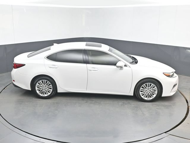 Used 2017 Lexus ES 350 w/ Premium Package FWD image 40