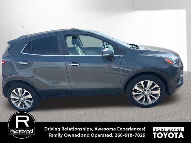 Used 2017 Buick Encore Preferred FWD image 1