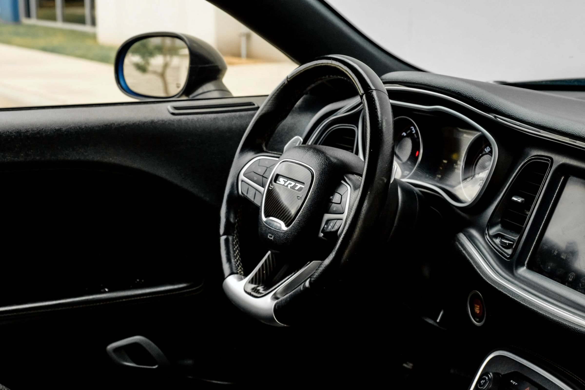 Used 2016 Dodge Challenger SRT w/ Technology Group RWD image 20