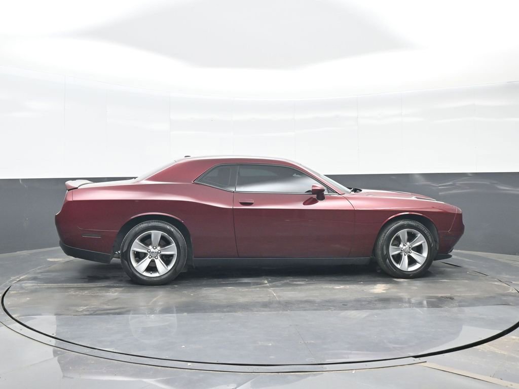 Used 2020 Dodge Challenger SXT image 7
